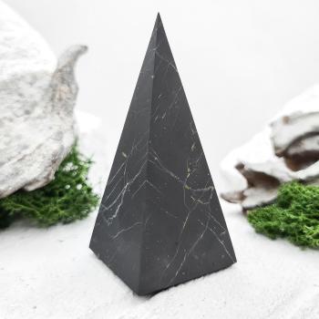 Пирамида Голода шлифованная 4 см, шунгит