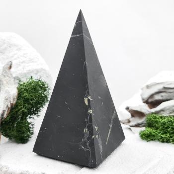 Пирамида Голода шлифованная 6 см, шунгит