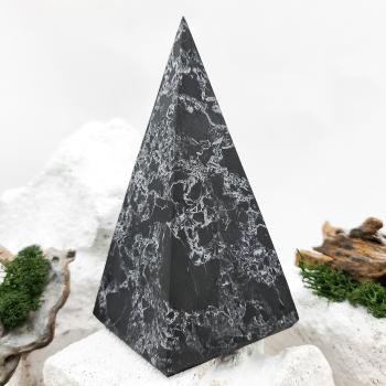 Пирамида Голода с кварцем 8 см, шунгит