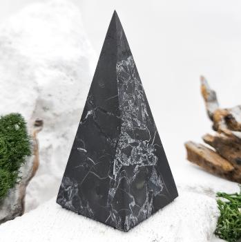 Пирамида Голода с кварцем 4 см, шунгит