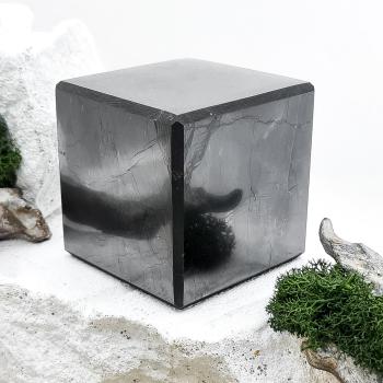 Куб полированный 8 см, шунгит