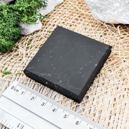 Плитка квадратная шлифованная 5 см, шунгит