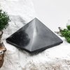 Пирамида полированная 8 см, шунгит
