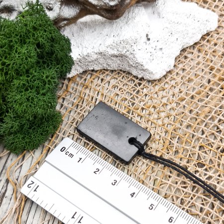 Оберег "Прямоугольник" - защита от негативной энергии, шунгит