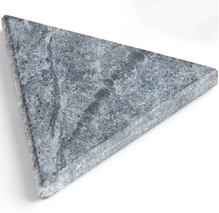 Плитка талькохлорит треугольная 4 см