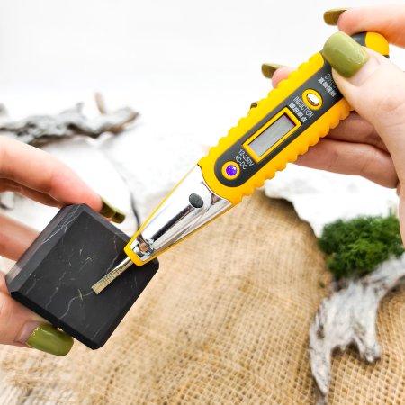 Куб шлифованный 4 см, шунгит