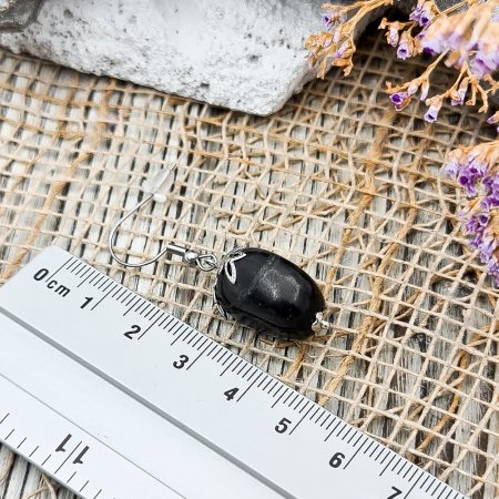 Серьги с галтовкой "Листики", шунгит