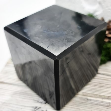 Куб полированный 9 см, шунгит