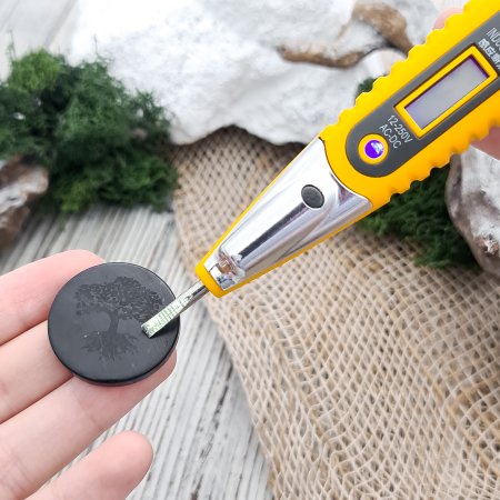 Пластина для техники круглая "Дерево жизни", шунгит