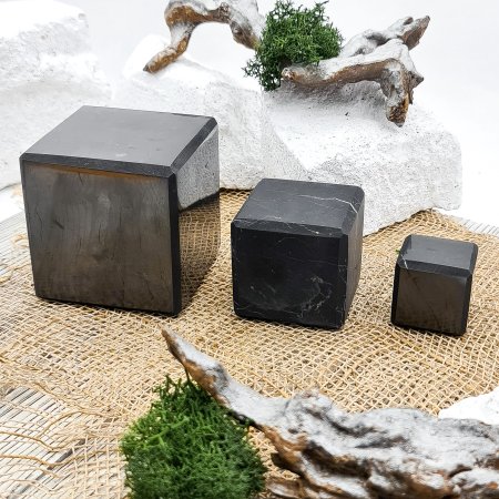 Набор кубов , шунгит