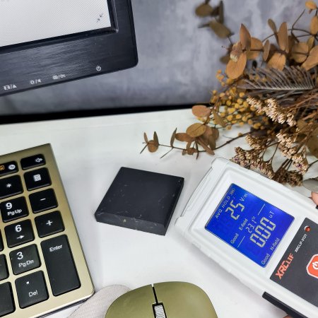 Плитка квадратная шлифованная 5 см, шунгит