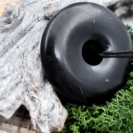 Кулон "Донат" 5 см, шунгит