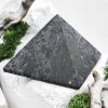 Пирамида с кварцем 10 см, шунгит