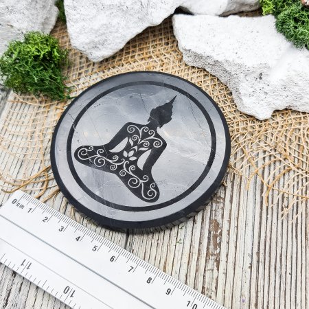 Плитка круглая полированная c гравировкой Будда 10 см, шунгит