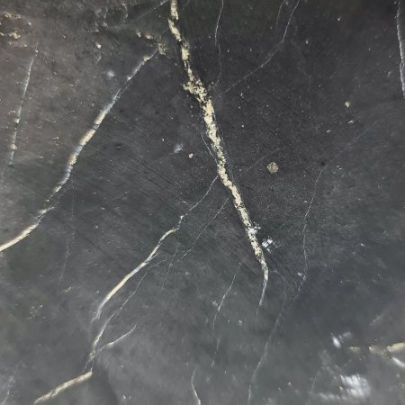 Плитка квадратная шлифованная, шунгит