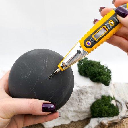 Шар шлифованный 10 см, шунгит