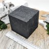 Куб ребристый 10 см, шунгит