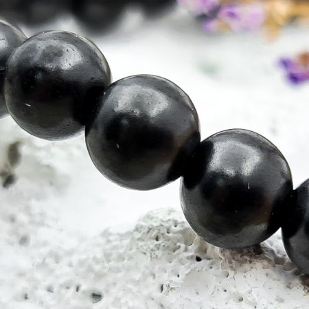 Браслет на резинке с бусиной 10 мм, шунгит Браслет на резинке с бусиной 10 мм, шунгит