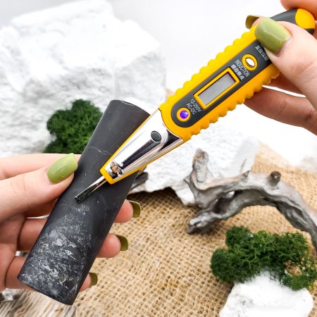 Цилиндр с кварцем, шунгит