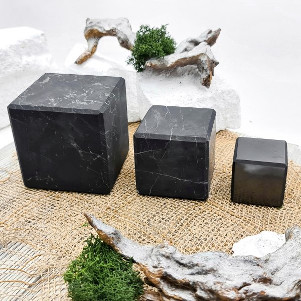 картинка Набор кубов №2, шунгит от интернет-магазина Планета Шунгита