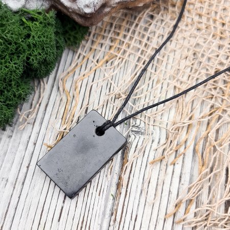 Оберег "Прямоугольник" - защита от негативной энергии, шунгит