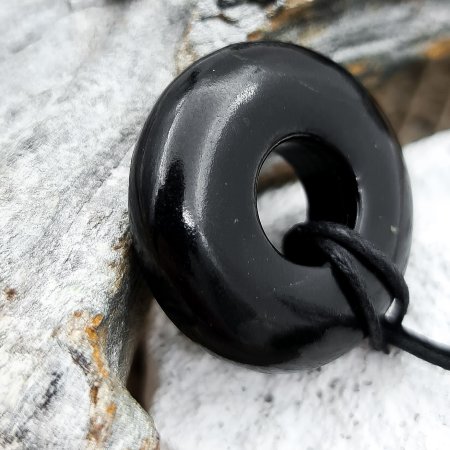 Кулон "Донат" 3 см, шунгит