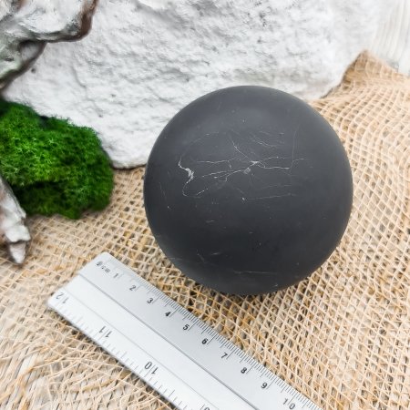 Шар шлифованный 7 см, шунгит