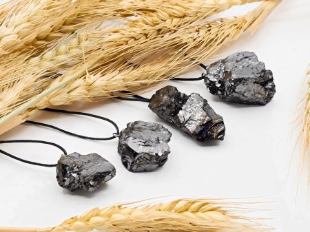 Кулоны из элитного шунгита, S