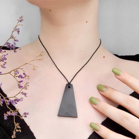 Кулон "Трапеция" тонкая, шунгит