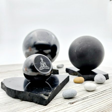 Подставка для шара/яйца рваная малая, шунгит