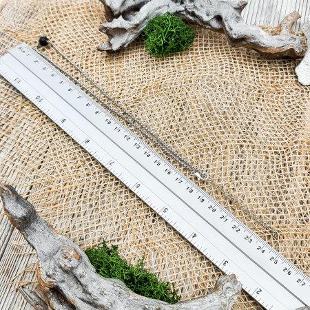 Цепочка на шею с бусиной-шарм, шунгит