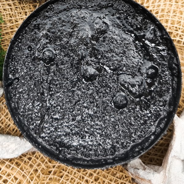 картинка Шунгитовый натуральный черный скраб DETOX от интернет- магазина Планета шунгита