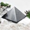 Пирамида полированная 11 см, шунгит