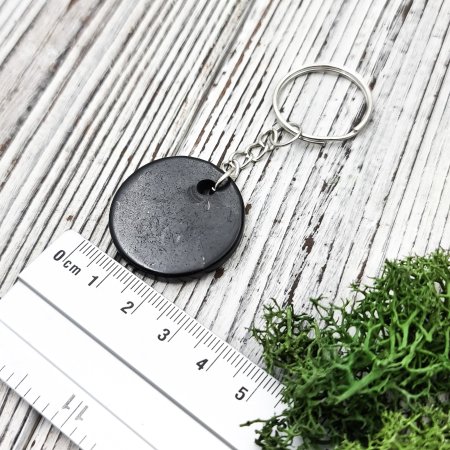 Брелок полированный круг 3 см, шунгит 