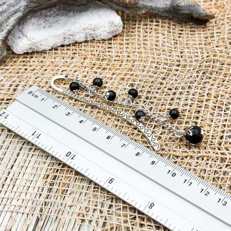 Металлическая закладка для книг "Ягодки" с бусинами, шунгит