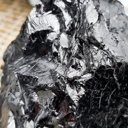 Элитный шунгит 80-90 (1 камень)