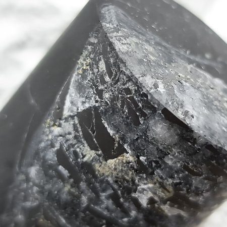 Цилиндр с кварцем, шунгит