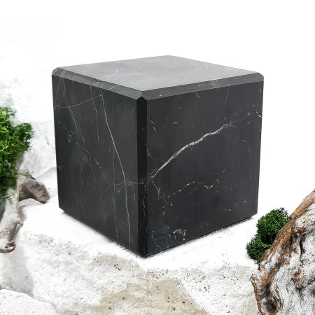 Куб шлифованный 10 см, шунгит