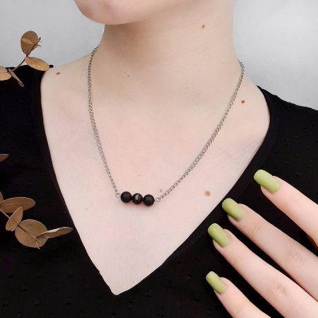 Цепочка с подвеской "Три бусины", шунгит