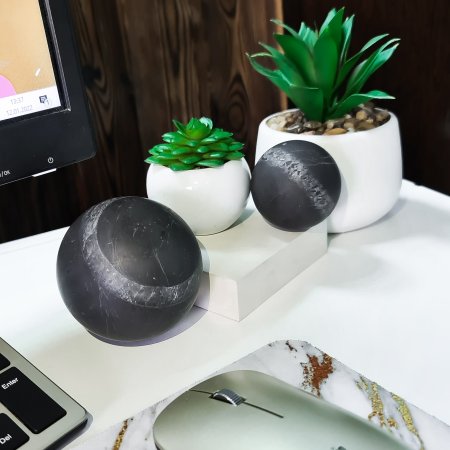 Шар c кварцем 3 см, шунгит