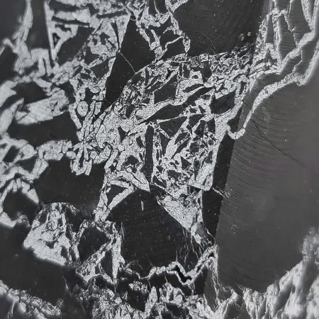 Пирамида Голода с кварцем 4 см, шунгит