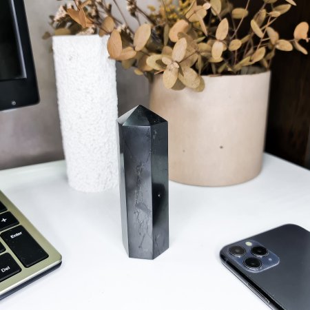 Кристалл Шунгит полированный 3*10 см, шунгит